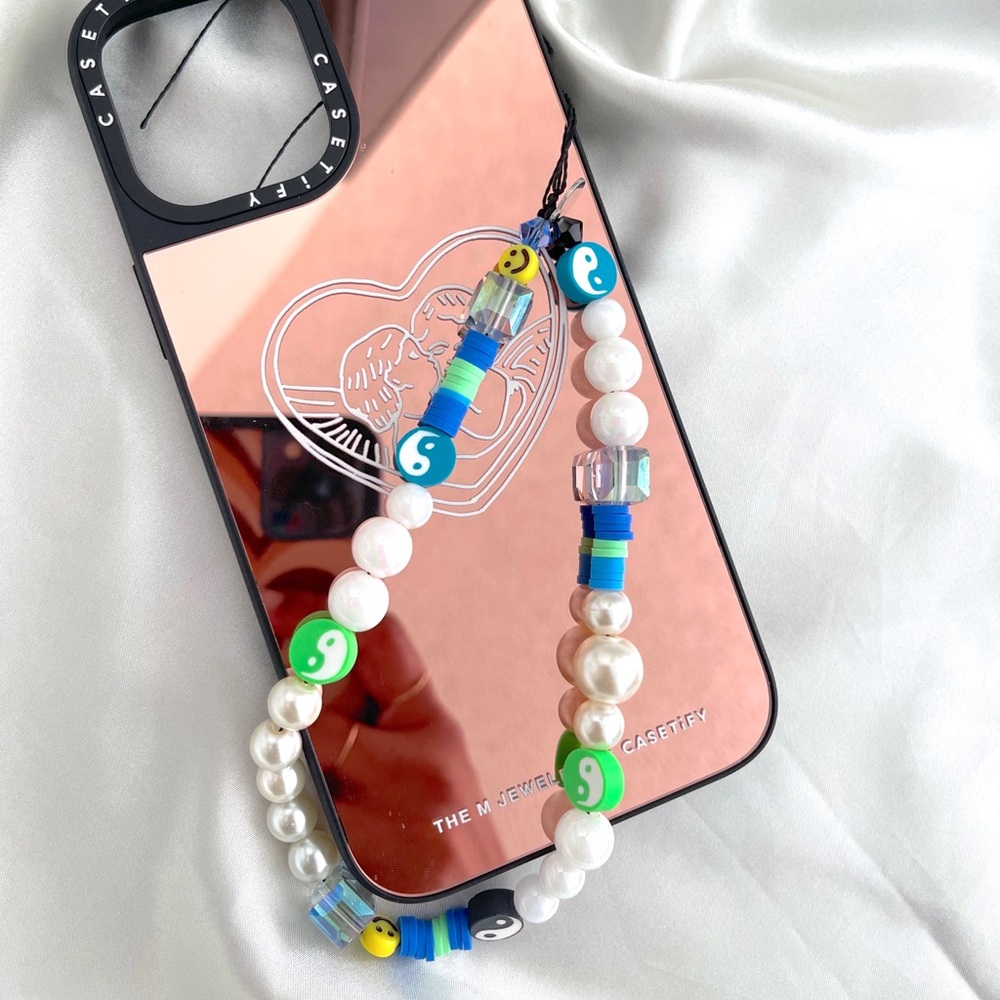 Beaded phone charm y2k aesthetic wildflower